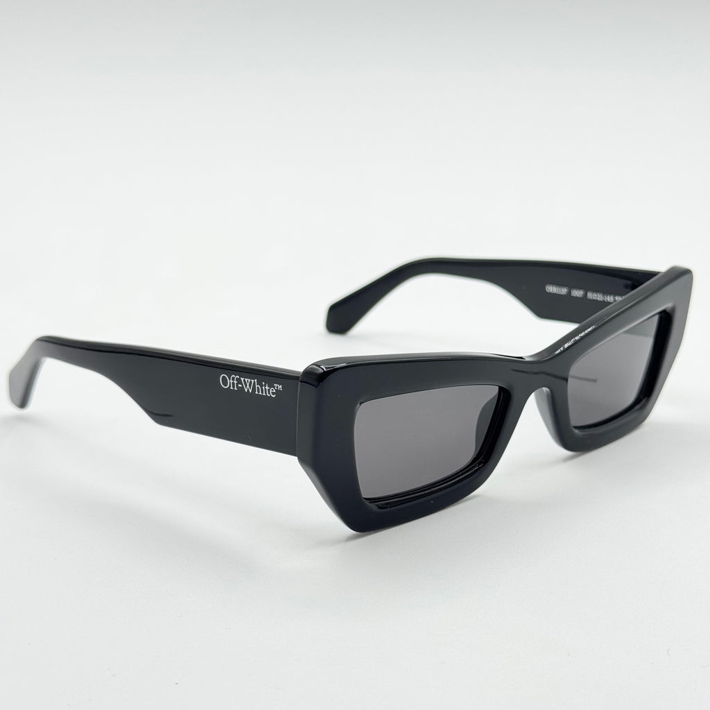 Off-White OERI137 — Tre quarti