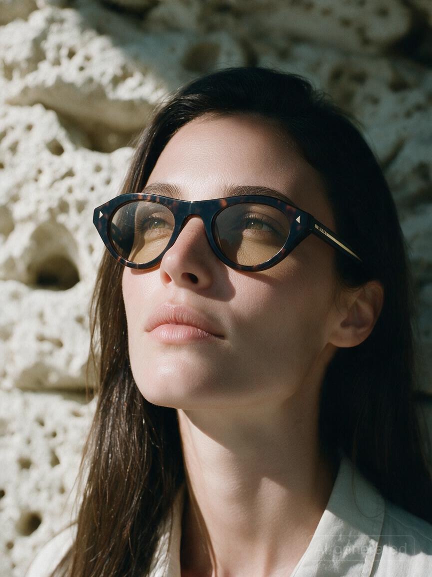 Prada SPR B15 indossato