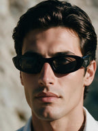 Prada SPR B16 indossato