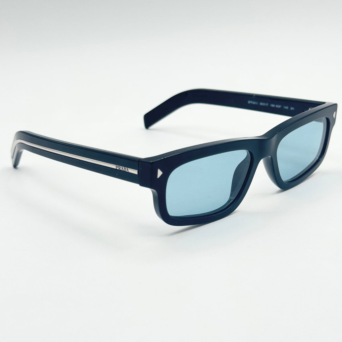 Prada SPRB11 — Tre quarti