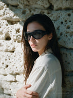 MiuMiu SMU B14U indossato