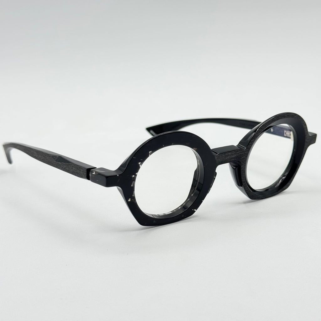 Piero Massaro PM939 — Tre quarti