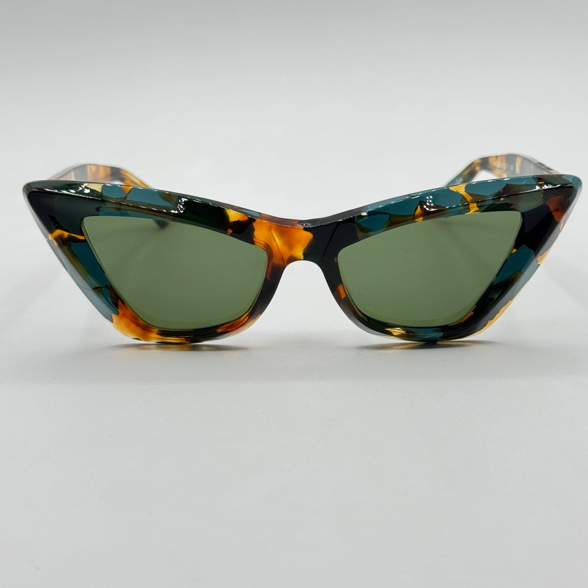 Bottega Veneta BV1391S — Fronte