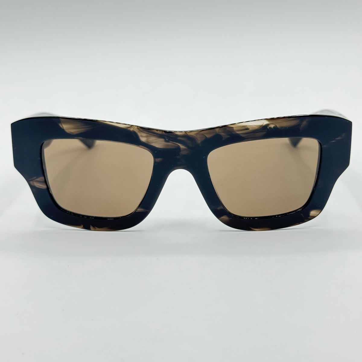 Bottega Veneta BV1357S — Fronte