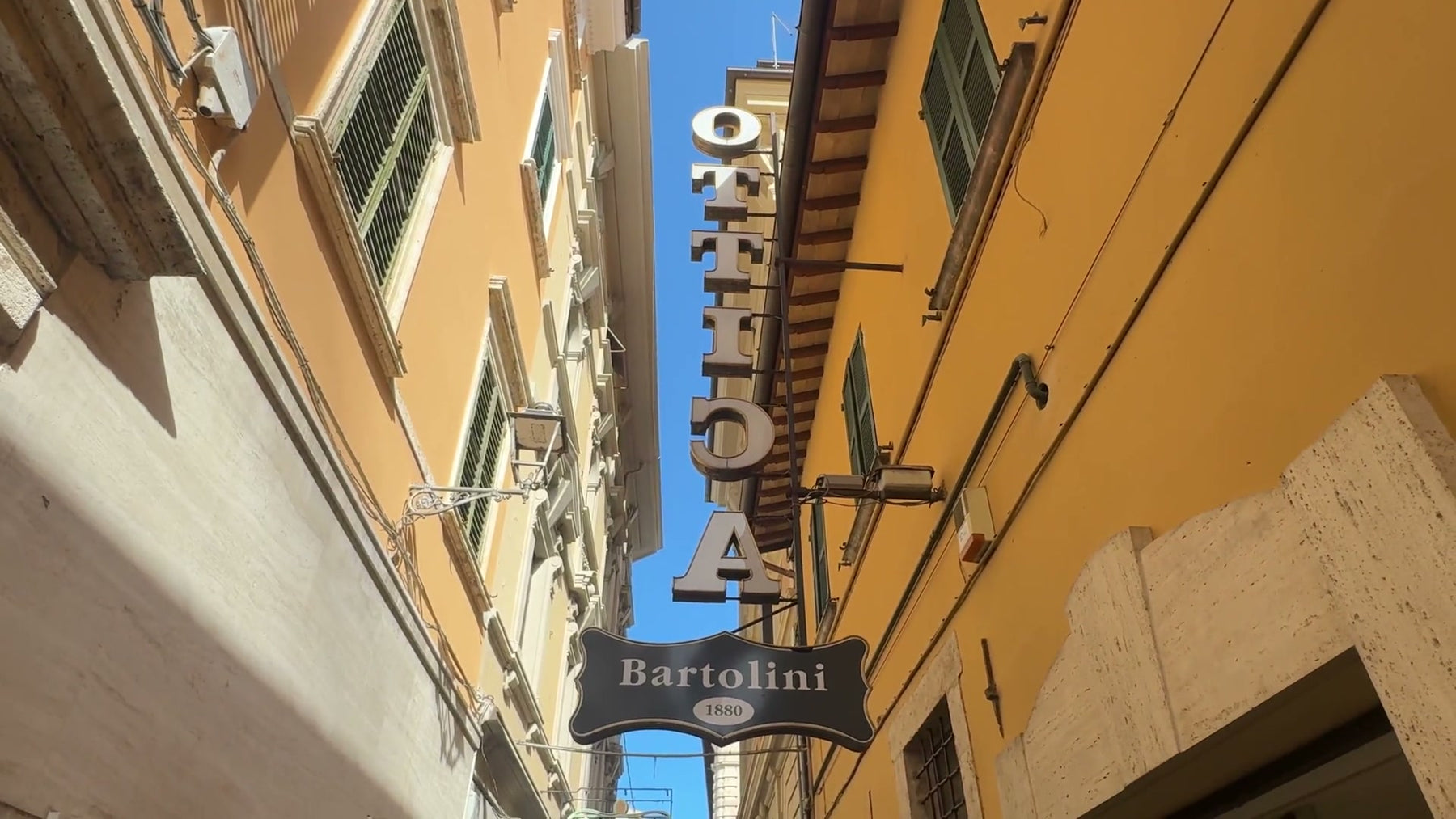 Il negozio di Ottica Bartolini, Via Giudea 9, Ascoli Piceno